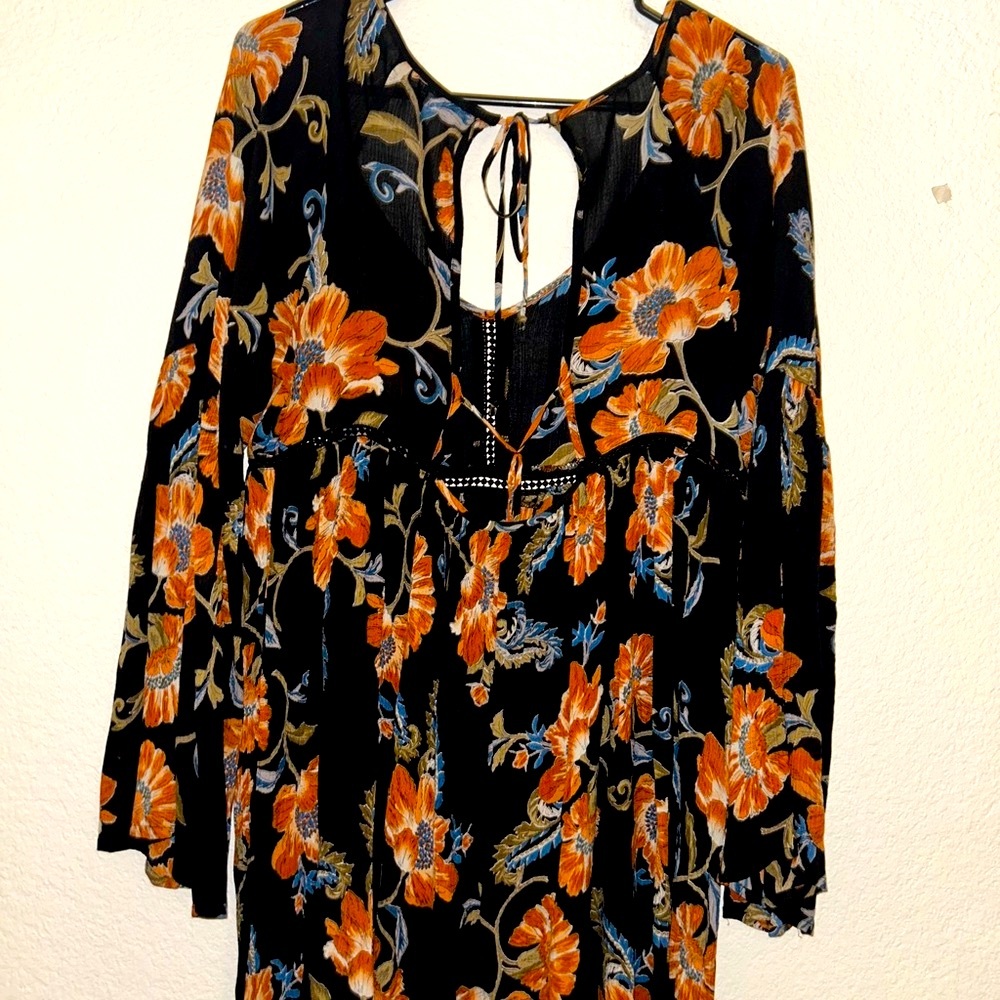 Patrons of Peace Vibrant Floral Top